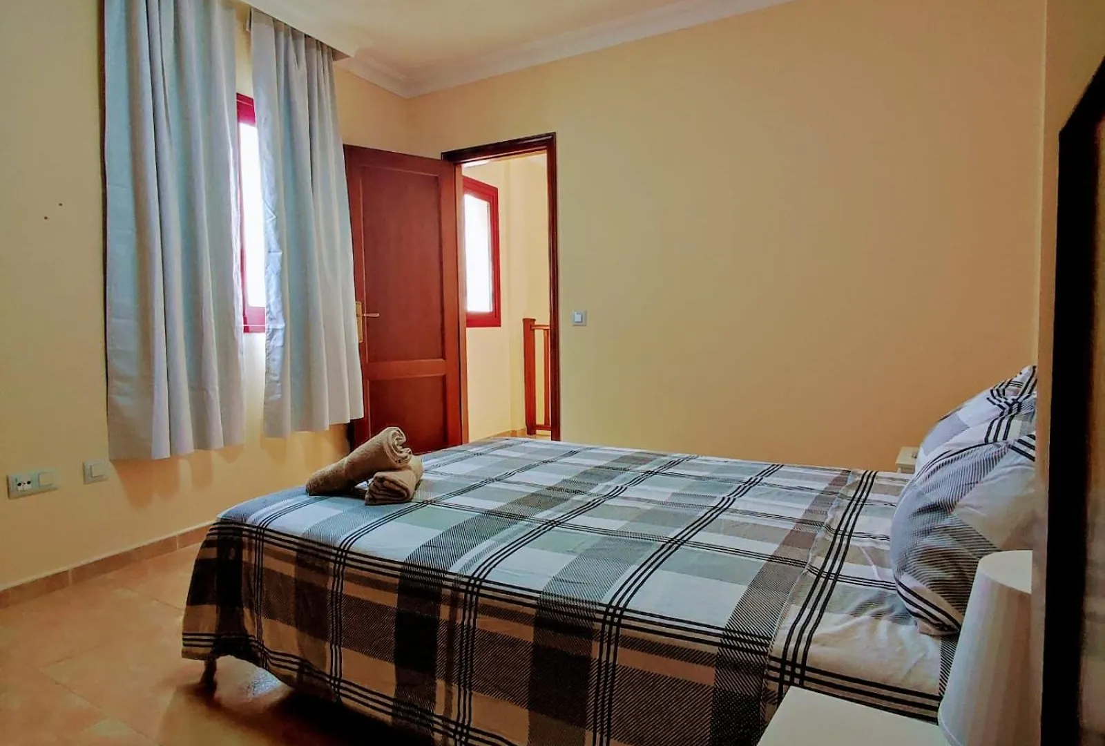 Apartamento Duplex Elegant Genovés 0*,  España