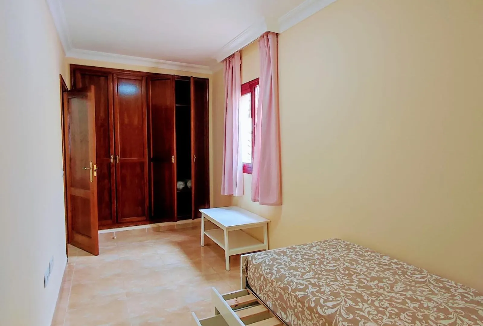 Duplex Elegant Apartment Genoves
