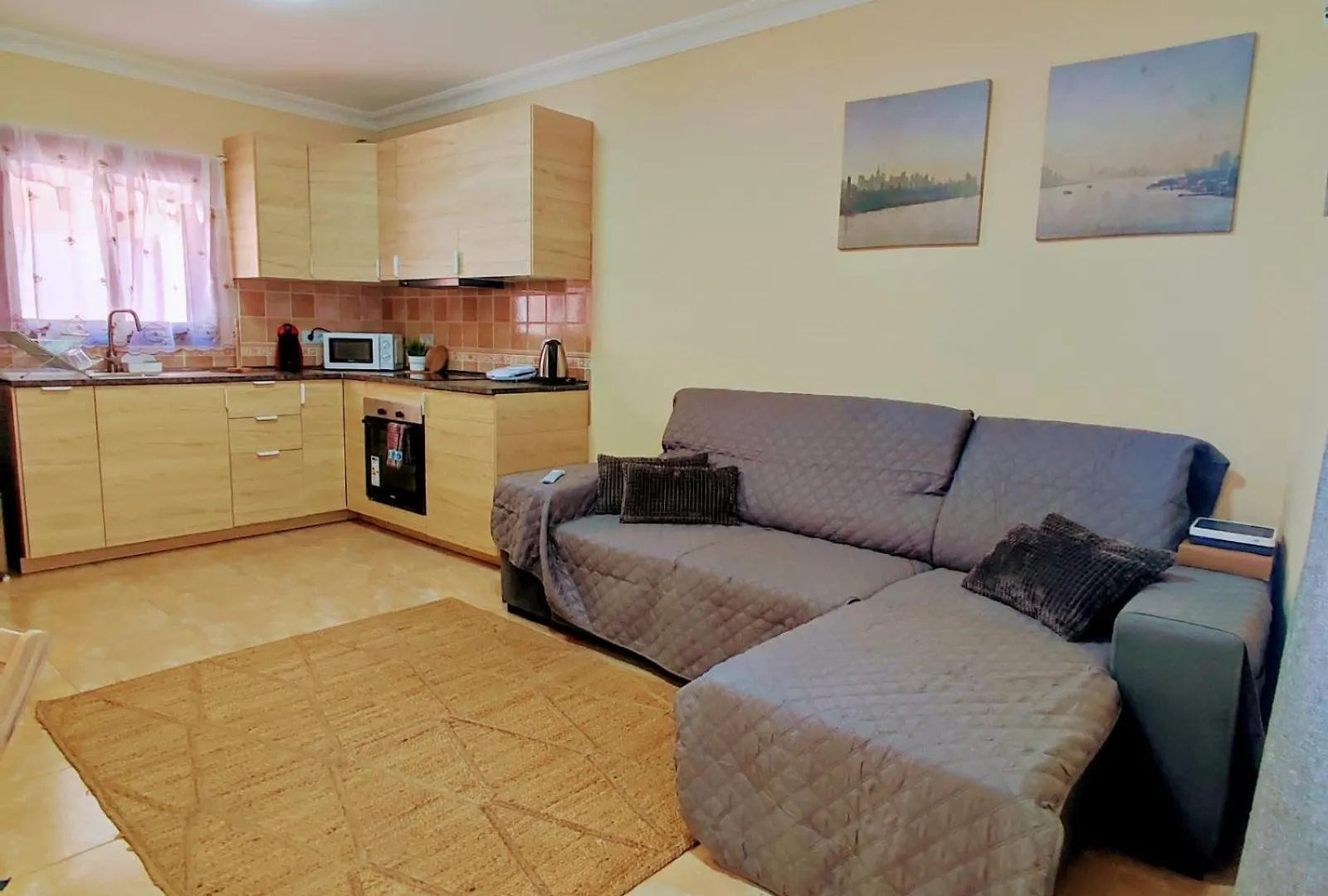 Duplex Elegant Apartment Genoves