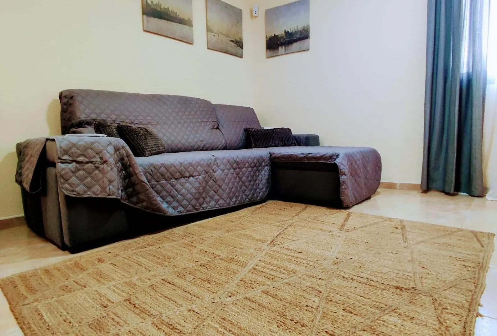 Duplex Elegant Apartment Genoves Spain